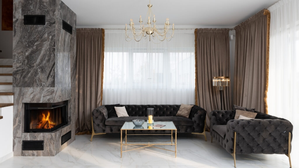 How to Pick Drapes for Living Room