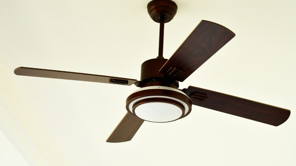 "what size ceiling fan for bedroom"